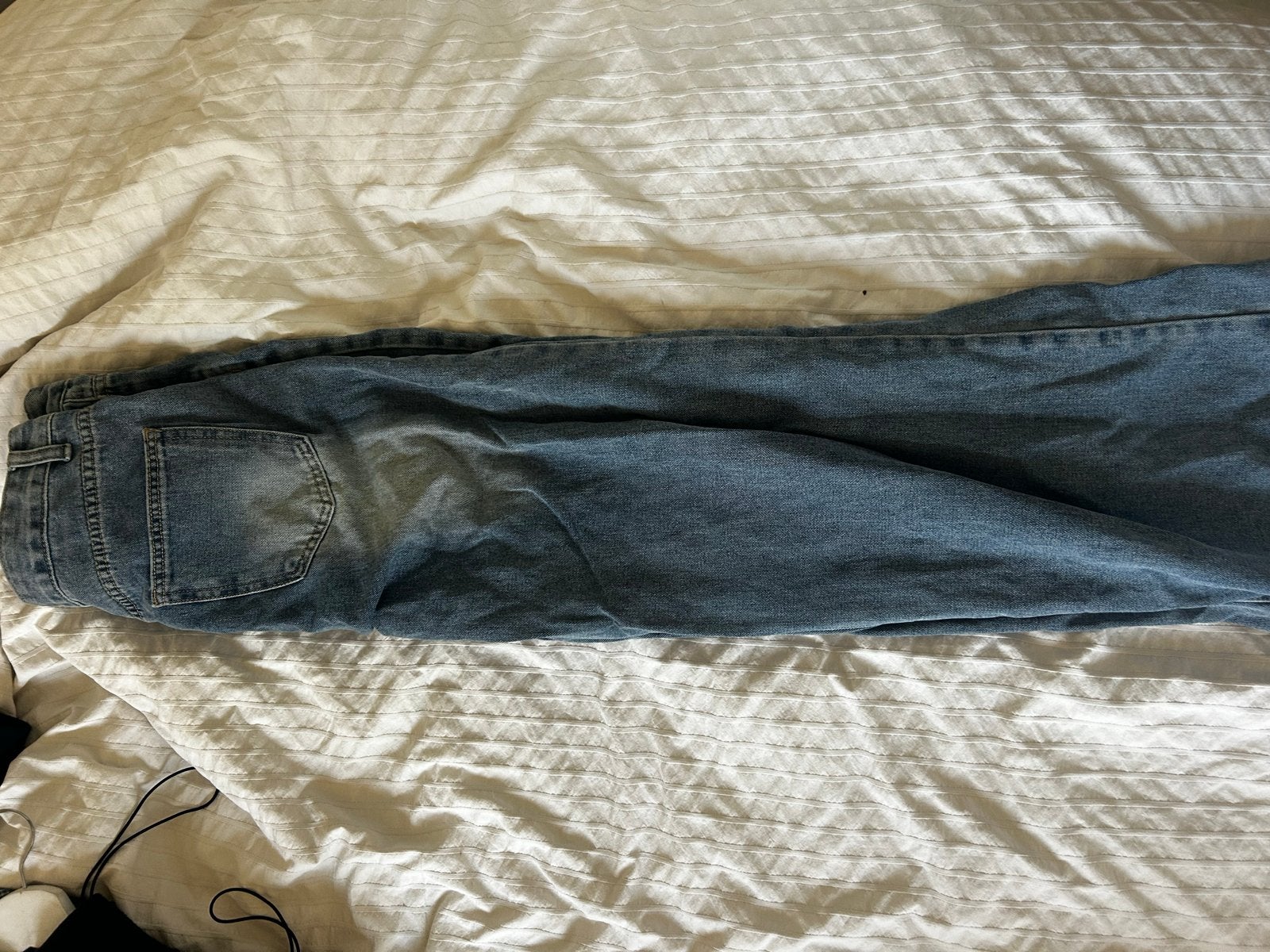 Stijlvolle blauwe jeans met unieke borduursels, Kleding | Dames, Ophalen of Verzenden, Zo goed als nieuw, Blauw, W30 - W32 (confectie 38/40)