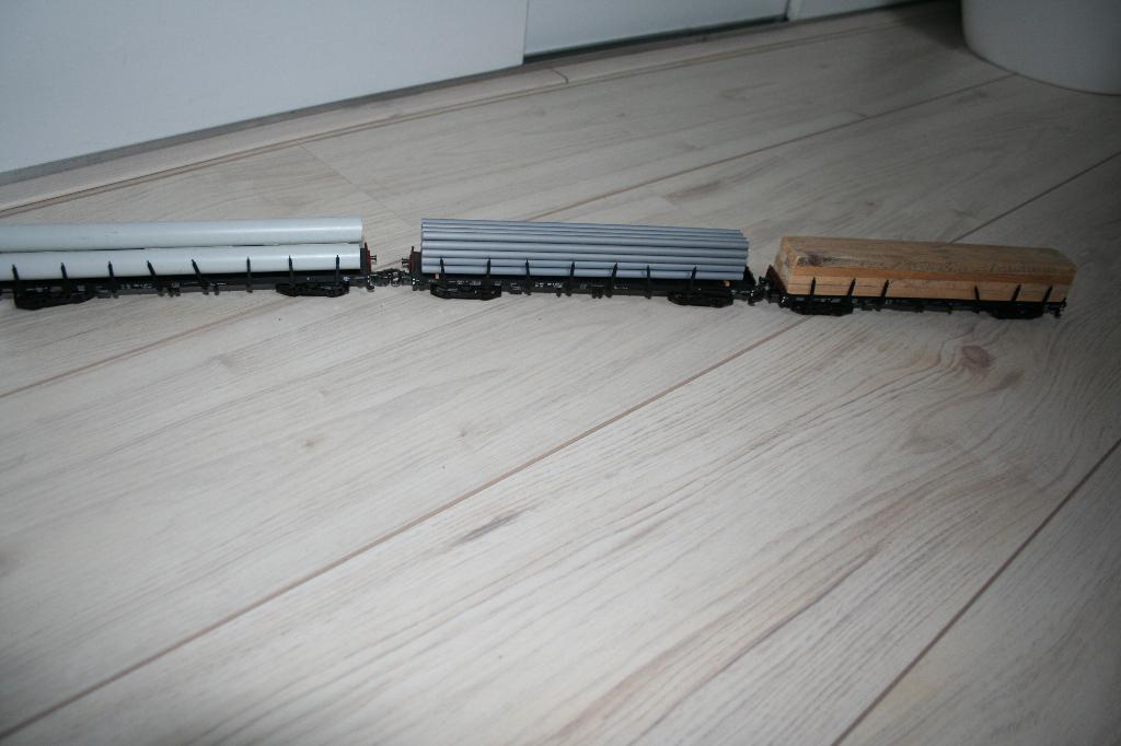 trix/marklin 4 assige rongen wagons, Hobby en Vrije tijd, Modeltreinen | H0, Gebruikt, Gelijkstroom, Trix, Wagon
