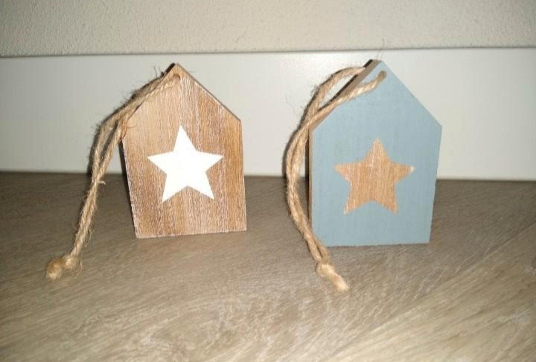 Houten hangers, Ophalen of Verzenden, Zo goed als nieuw, Hout