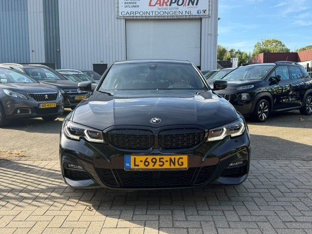 BMW 3-serie 320d High Executive M Sport Keyless Laser Memory, Automaat, Dealer onderhouden, Achterwielaandrijving, Zwart
