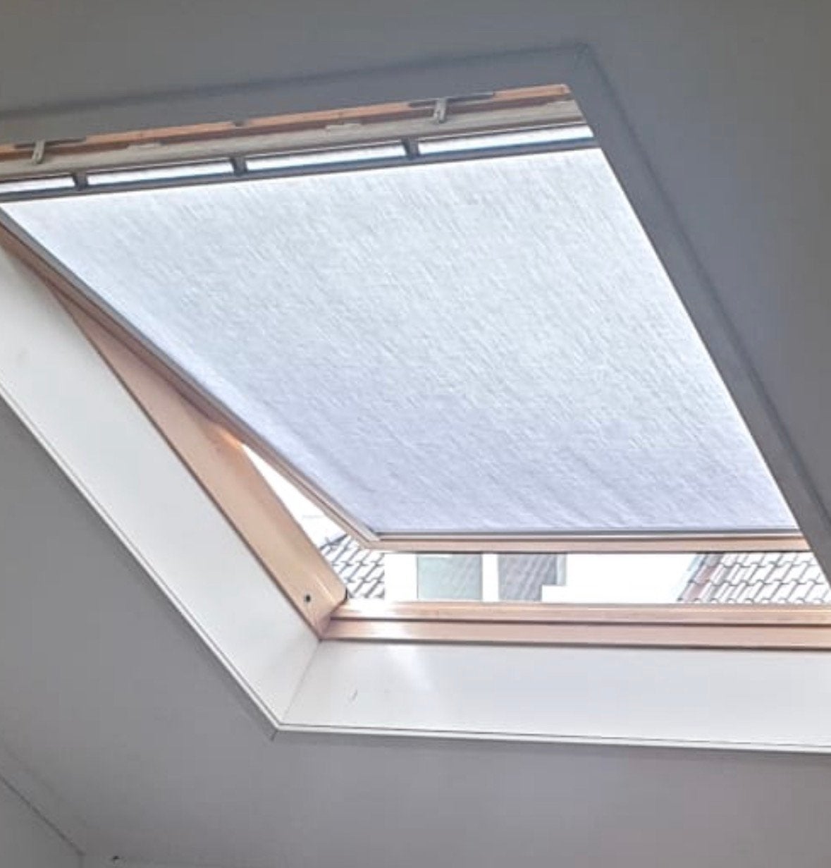 Velux rolgordijn voor Velux dakraam GGL U08, Ophalen, Gebruikt, 100 tot 150 cm, 100 tot 150 cm
