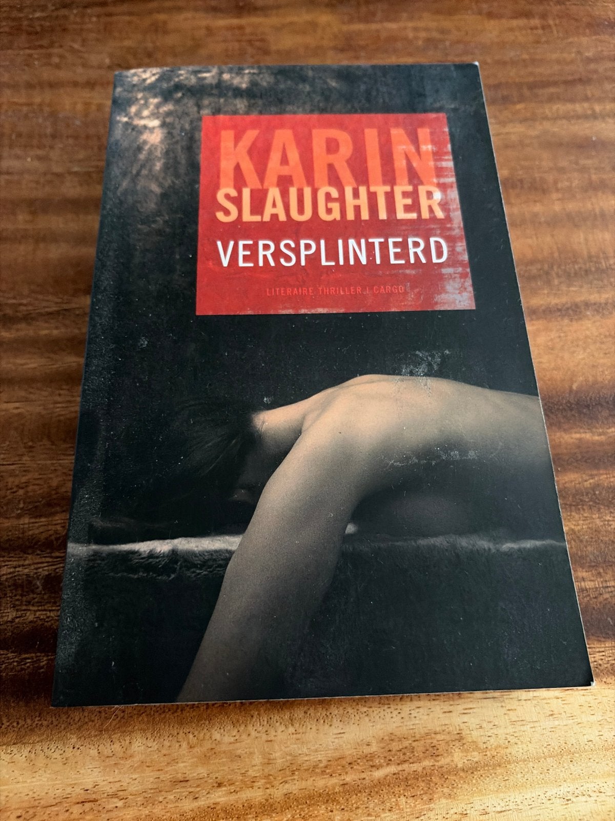 Karin Slaughter - Versplinterd en Tripitiek - V2, Boeken, Thrillers, Gelezen, Nederland, Ophalen of Verzenden