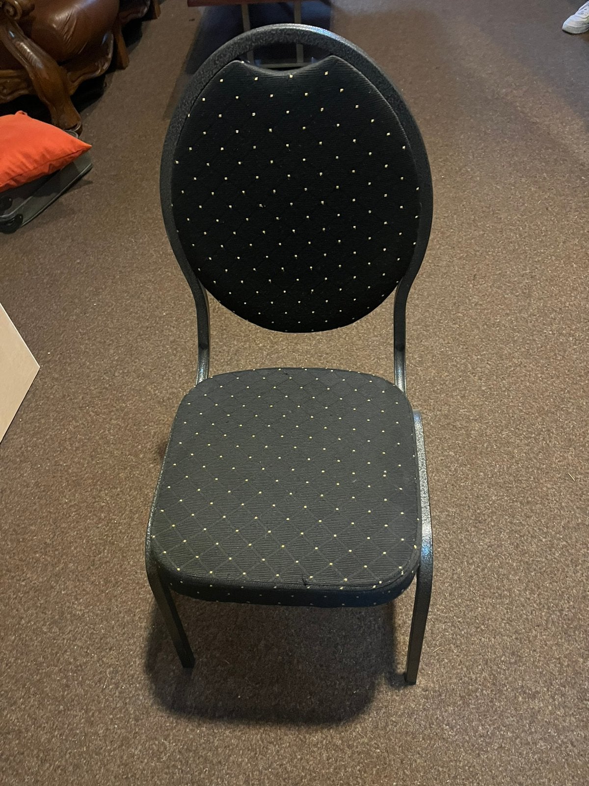 17 Stackchairs, Ophalen, Zo goed als nieuw, Zwart, Vijf, Zes of meer stoelen