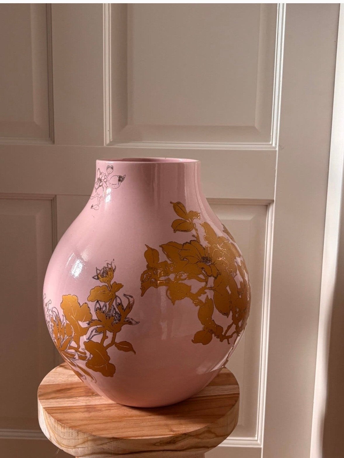 Hella jongerius Roze vaas met gouden bloemenpatroon, Ophalen