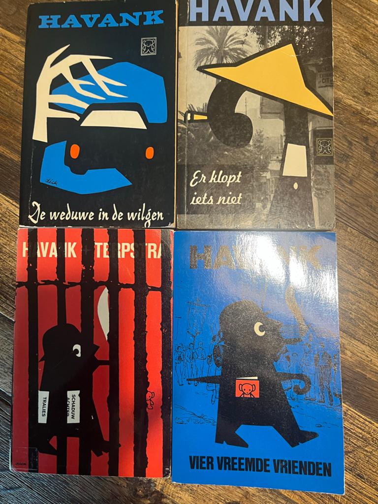 4 stuks Havank Boeken - zwarte beertjes serie, Ophalen of Verzenden, Gelezen