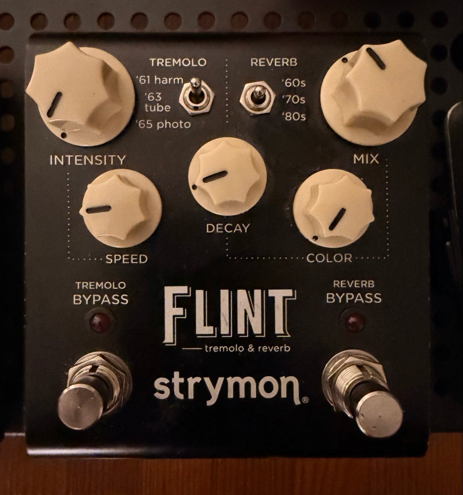 Strymon Flint Tremolo & Reverb Pedaal, Ophalen of Verzenden, Gebruikt, Reverb
