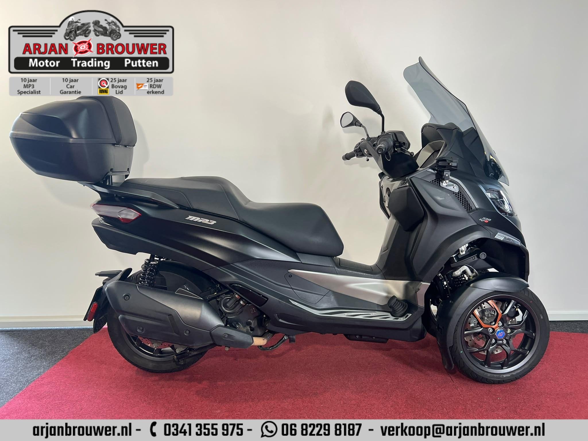 Piaggio 530 MP3 HPE Exclusive ABS, Handvatverwarming, Piaggio Vespa B.V., Minervum 7272
4817 ZM  Breda, NL, Customer_service@piaggio.com