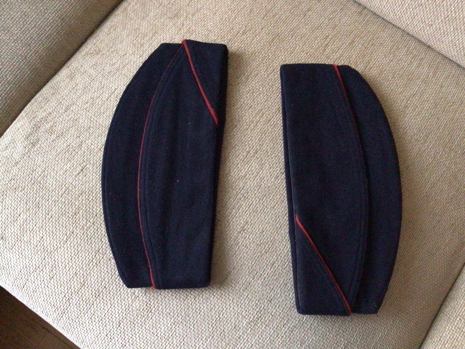 Antieke baret H. chomelin Le Puy H.L. 1946-1960 prijs p.st, Ophalen of Verzenden, Landmacht, Helm of Baret