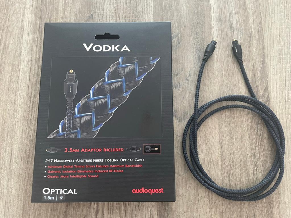 Audioquest Vodka optical 150 cm, nieuwstaat, Ophalen of Verzenden, Zo goed als nieuw, Minder dan 2 meter, Optische kabel