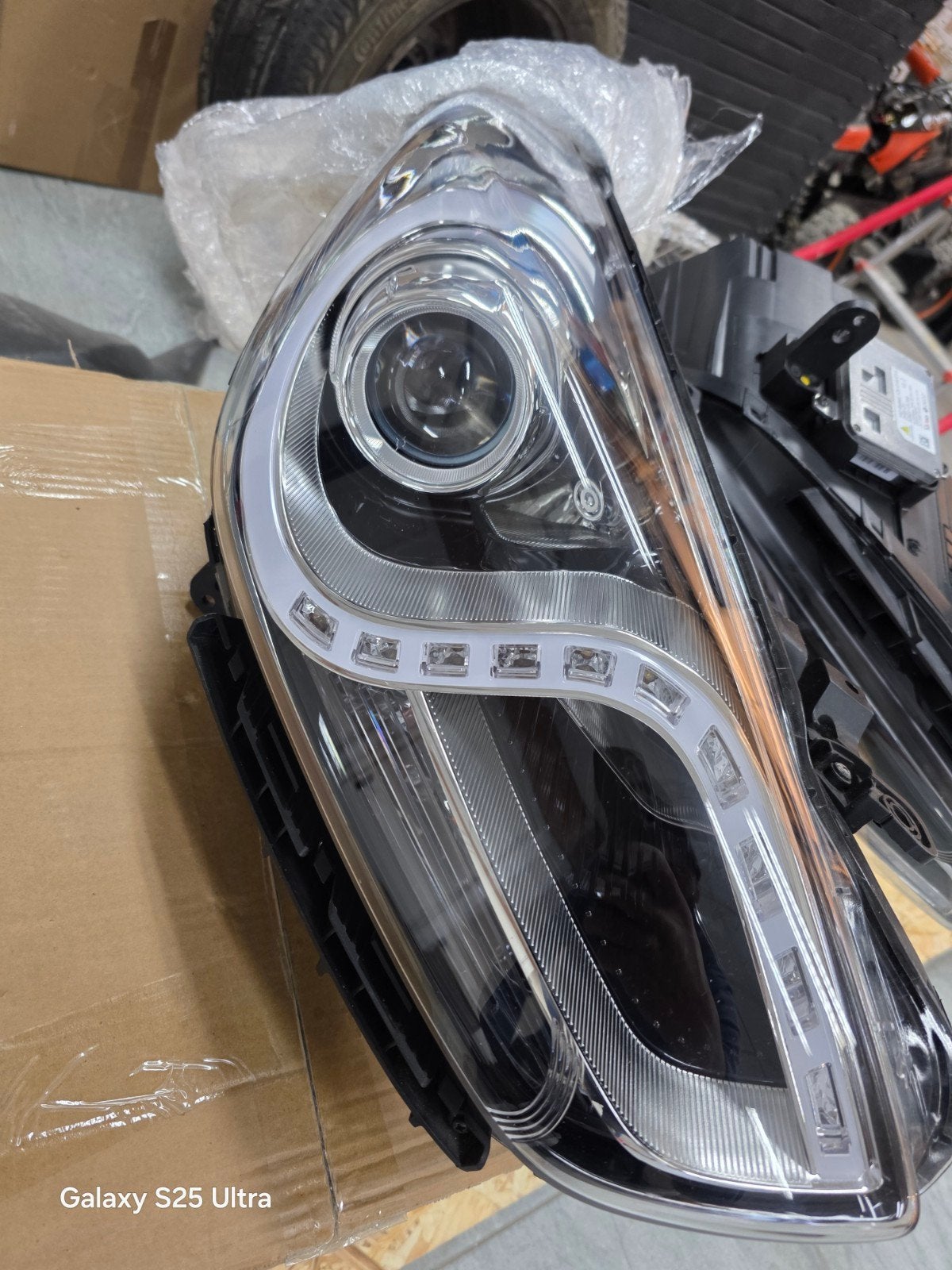Hyundai i40 Koplamp Links en Rechts Xenon LED DRL 2011-2015, Auto-onderdelen, Verlichting, Ophalen of Verzenden, Nieuw, Hyundai