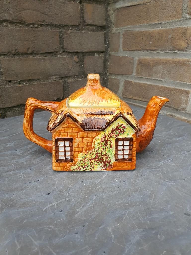 Price & Kensington cottage theepot vintage, Overige typen, Ophalen of Verzenden, Zo goed als nieuw, Overige stijlen