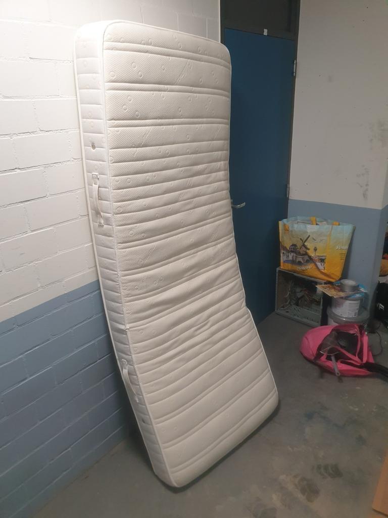 Matras, Ophalen of Verzenden, Zo goed als nieuw, Eenpersoons
