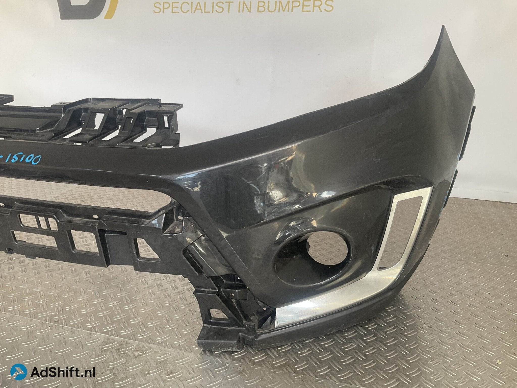 Bumper Suzuki Vitara Facelift 71711-86R Voorbumper E10-15100, Bumper