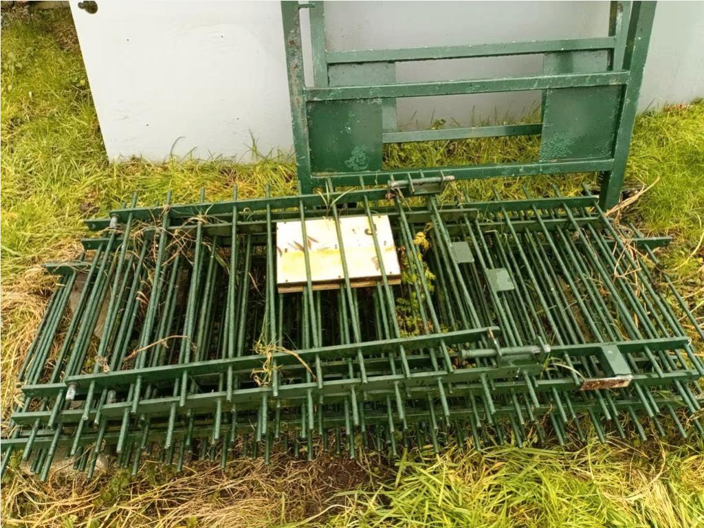 Hekwerk metaal geplastificeerd, Ophalen, Met poort, Gebruikt, Sierhekwerk