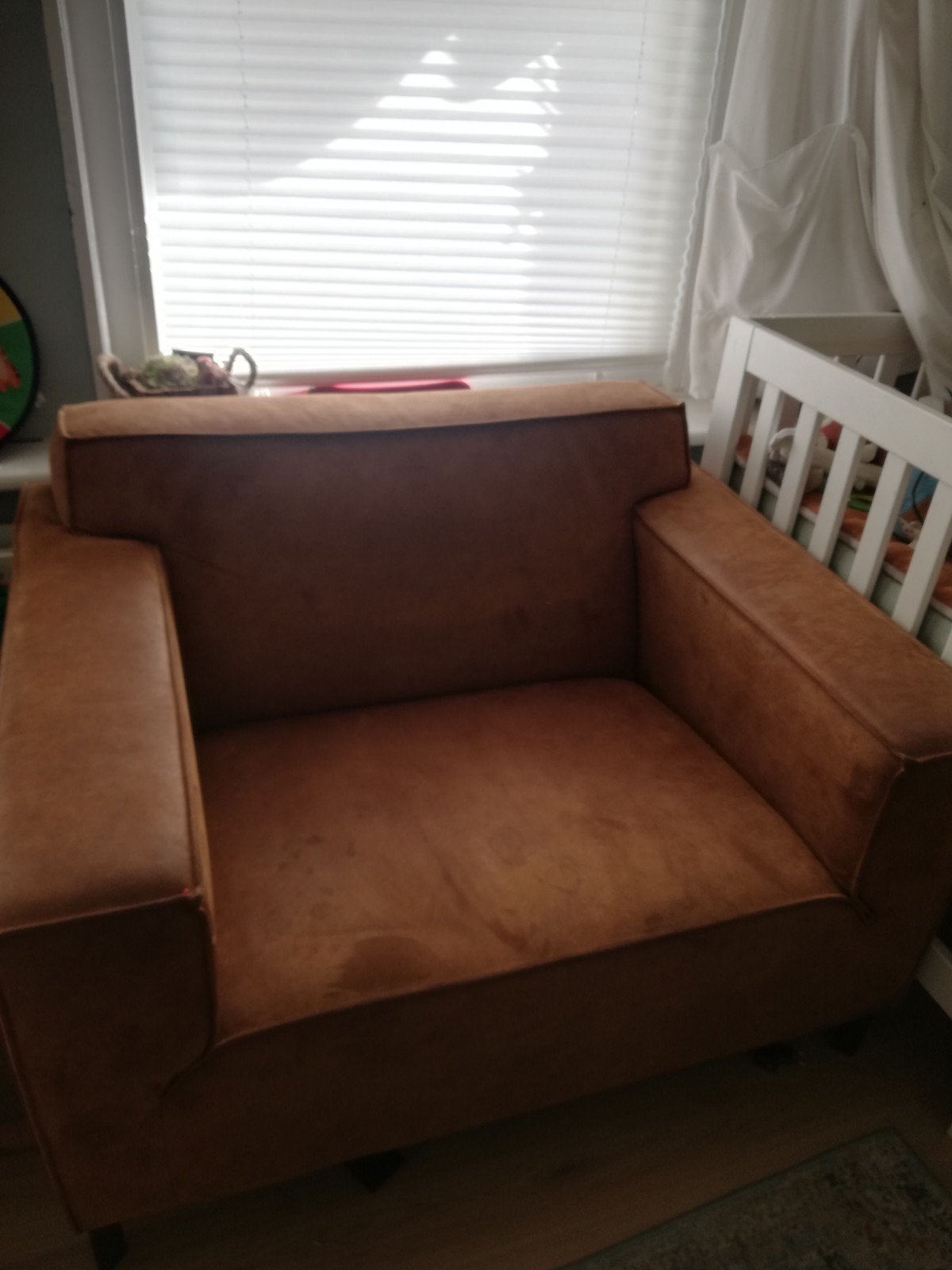Cognac love seat / fauteuil - 112 cm breed, Huis en Inrichting, Ophalen, Gebruikt, 75 tot 100 cm, 100 tot 125 cm