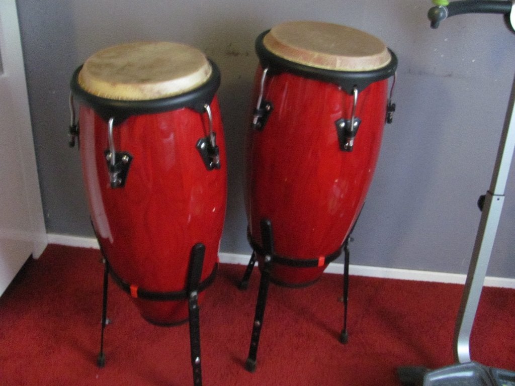 2 x conga's massief houten drums met stalen onderstellen, Muziek en Instrumenten, Percussie, Ophalen, Gebruikt, Trommel