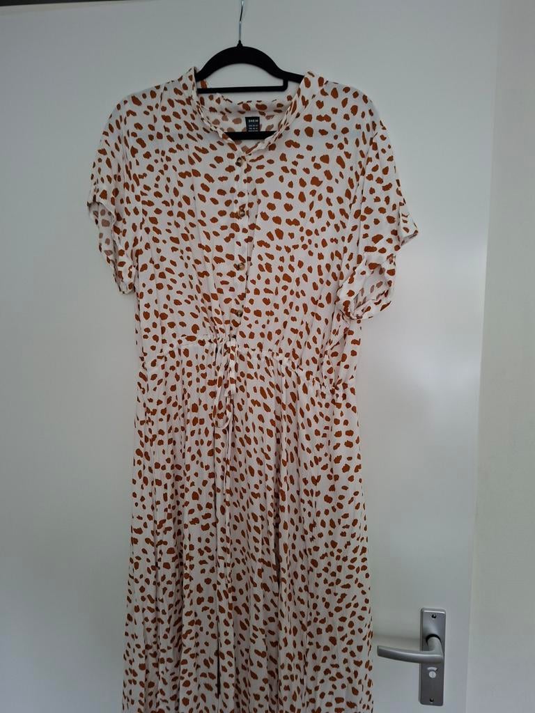 Mooie Shein maxi jurk met strikceintuur en knoopjes, maat 46, Kleding | Dames, Jurken, Overige kleuren, Maat 46/48 (XL) of groter