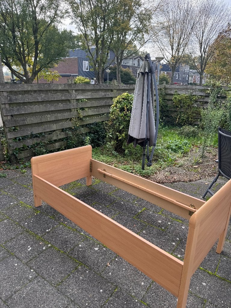 Bed plus verstelbare lattenbodem, 90  200., Ophalen, 90 cm, 200 cm, Hout