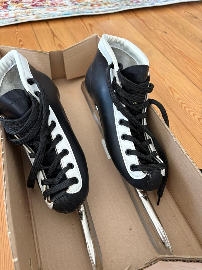 Schaatsen maat 37, Ophalen, Zo goed als nieuw, IJshockeyschaatsen, Overige merken