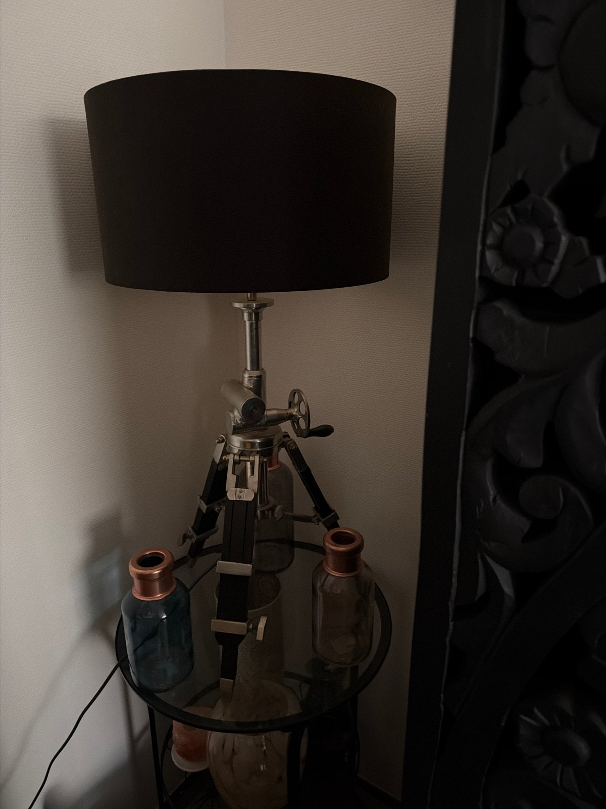 Industriële tafellamp op statief, 83 cm hoog, Gebruikt, Ophalen of Verzenden, Metaal, Industrieel