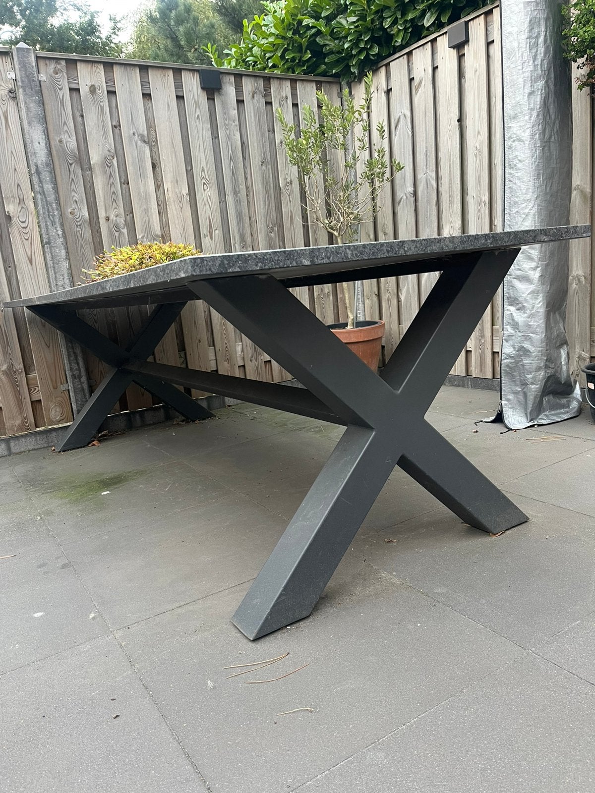 Geen hoofdprijs Grijze Tuintafel een blad van natuursteen, Ophalen, Zo goed als nieuw, Rechthoekig