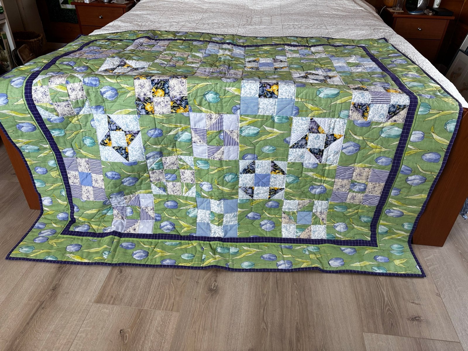 Handgemaakte Tulpenquilt - Groen met Blauw, Kinderen en Baby's, Jongetje of Meisje, Nieuw, Ophalen of Verzenden, Handgemaakt