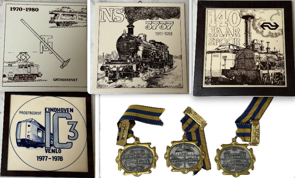 ns | trein | herdenking tegels (4) | medailles (3), Ophalen of Verzenden, Overige materialen
