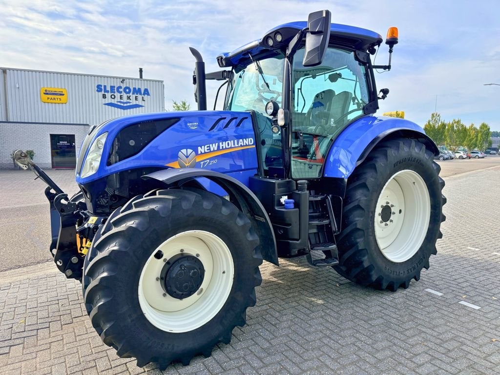 New Holland T7.210 PC T4B MY18, Gebruikt, Meer dan 160 Pk, New Holland, 2500 tot 5000