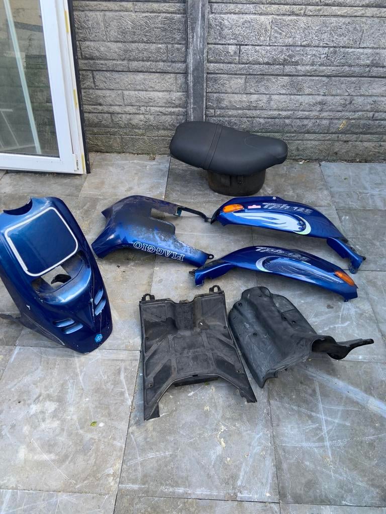 Tfyoon 125 kappen set, Ophalen of Verzenden, Zo goed als nieuw, Kap, Piaggio