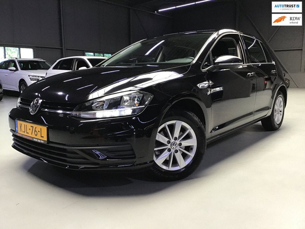 Volkswagen GOLF 1.0 TSI Trendline I Stoelverw. I Airco I Cru, Voorwielaandrijving, Gebruikt, Euro 6, 610 kg
