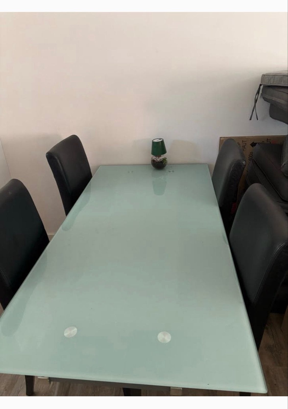 IKEA glazen eettafel met 4 nepleren stoelen, Huis en Inrichting, Tafels | Eettafels, Ophalen, Gebruikt, Glas, Vier personen