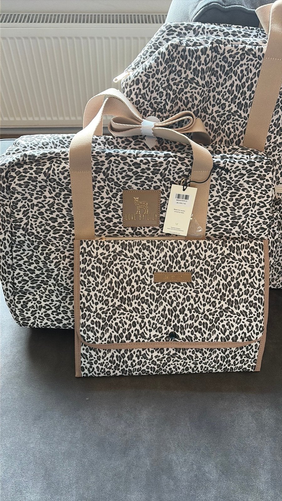 Love by lily leopard snow daily luiertas, Ophalen of Verzenden, Nieuw