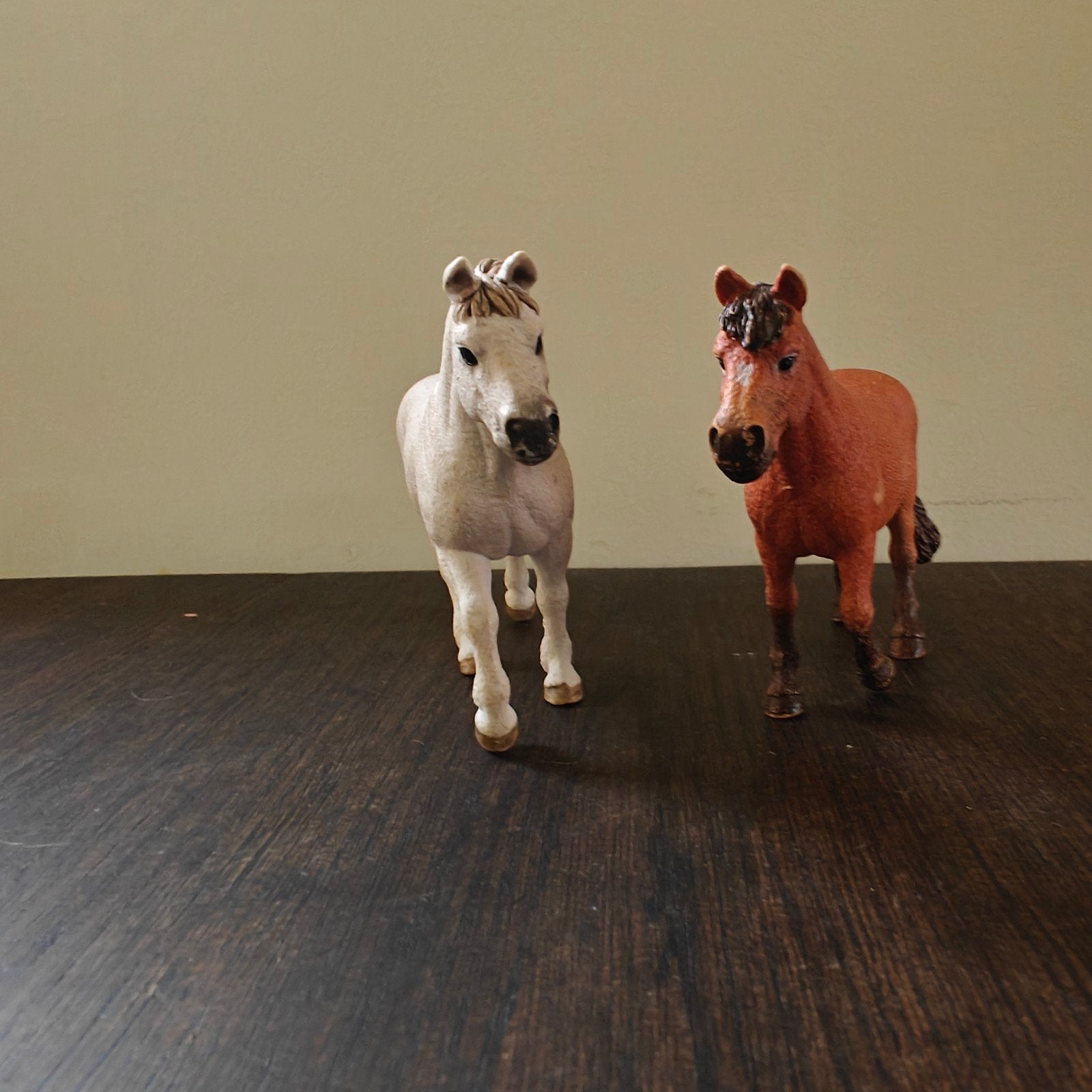 Schleich Pony's - Set van 2 paardenfiguren, Ophalen of Verzenden, Gebruikt, Jongen of Meisje