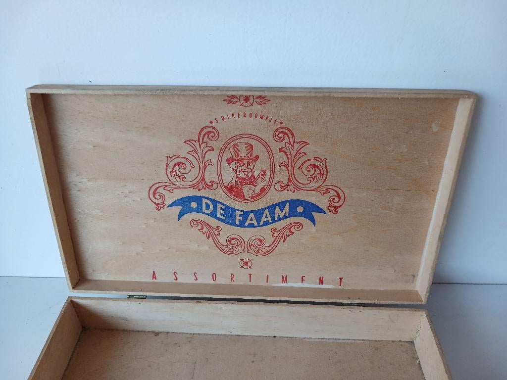 oude houten toonbank kist  de Faam ca. 35*20*9 cm, Verzamelen, Verzenden, Gebruikt, Gebruiksvoorwerp