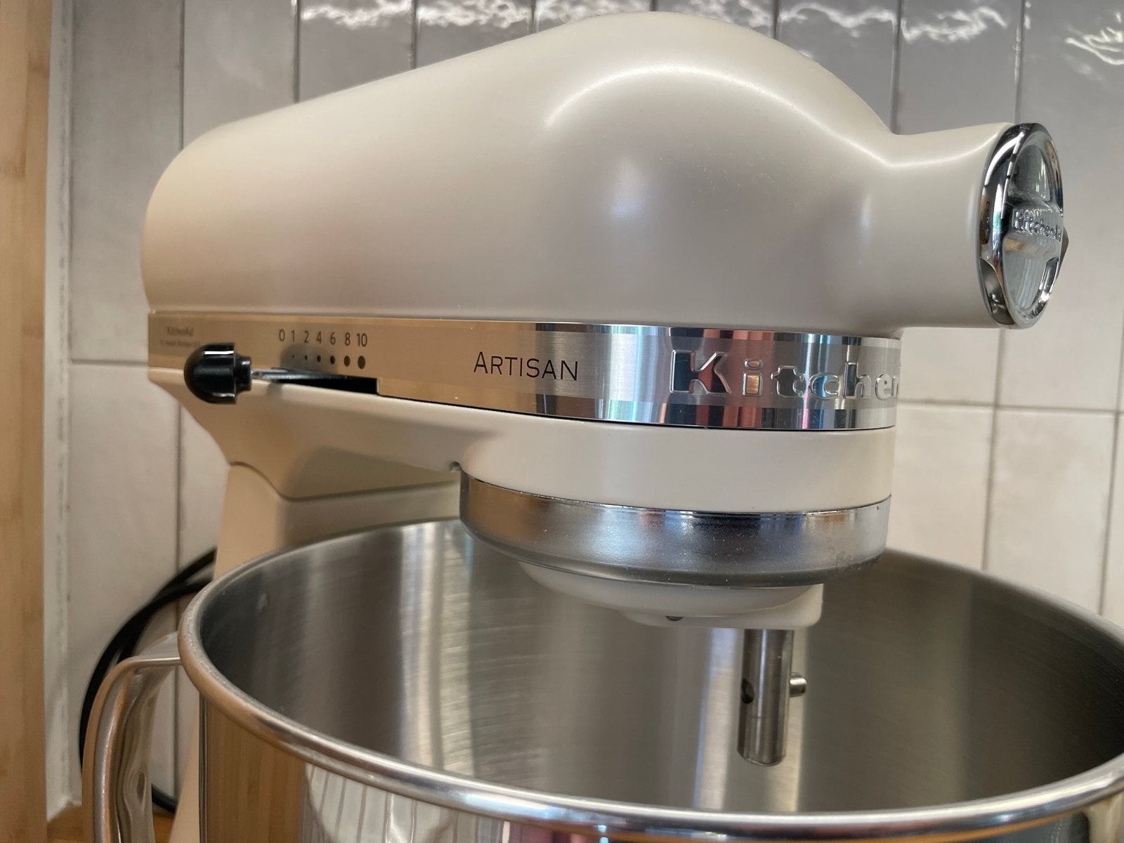 KitchenAid Artisan incl. garantie 5KSM175PSEFL - Fresh Linen, 4 liter of meer, 3 snelheden of meer, Ophalen of Verzenden, Zo goed als nieuw