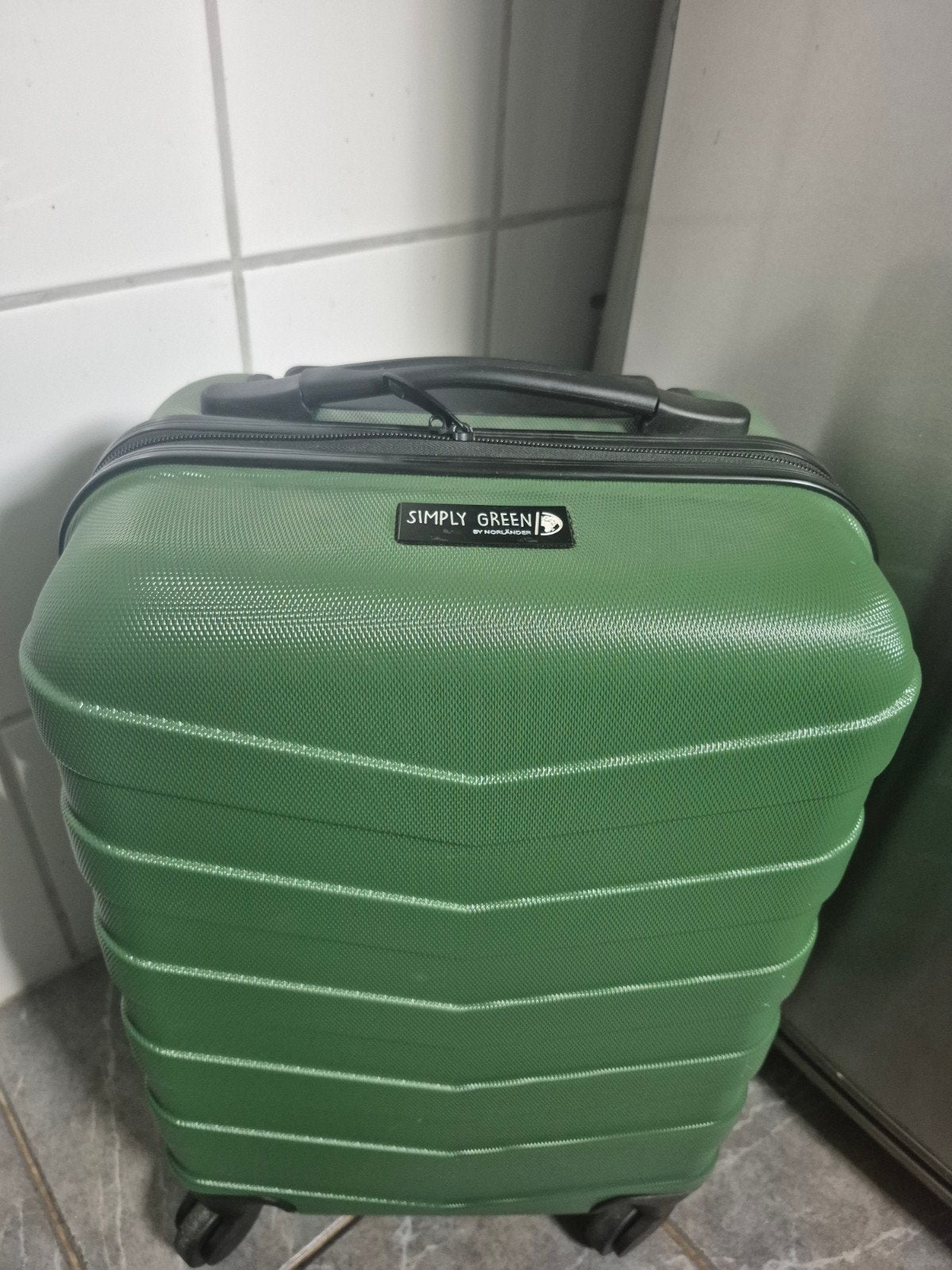 Simply Green Handbagage Koffer - Groen, Sieraden, Tassen en Uiterlijk, Tassen | Reistassen en Weekendtassen, Ophalen, Gebruikt
