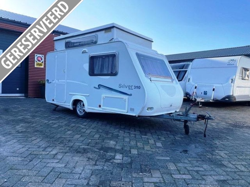 Trigano Silver Edition 310, bj.2010, lichtgewicht, voortent, Caravans en Kamperen, Caravans, Overige typen, Trigano, Kachel, Tot en met 2
