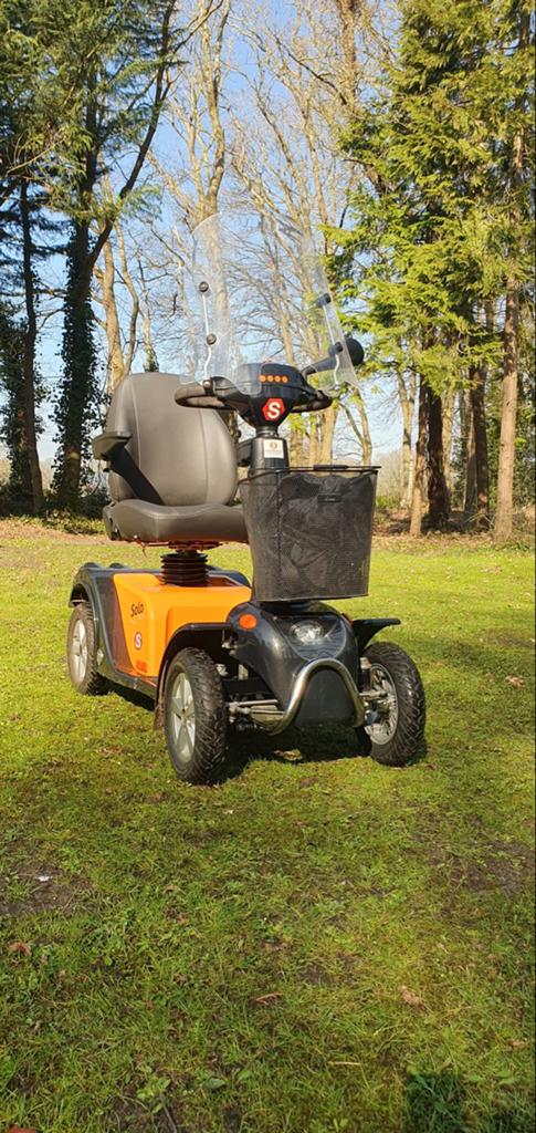 Scootmobiel Solo 4, Ophalen, Gebruikt, Life and Mobility, 16 km/u of meer