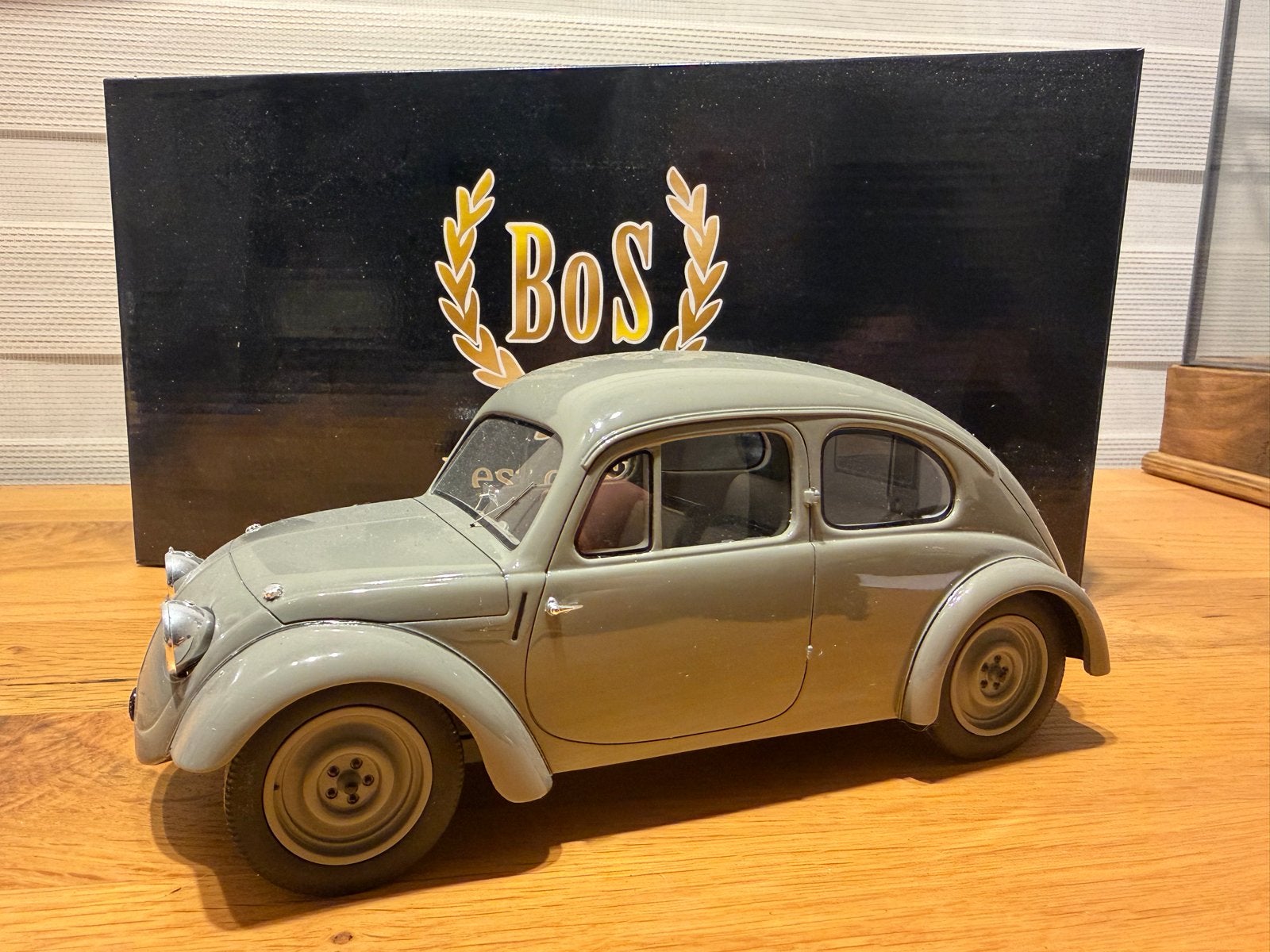 Versuchswagen 1936 Type V3 Schaalmodel - Gelimiteerd, Ophalen, Zo goed als nieuw, Auto