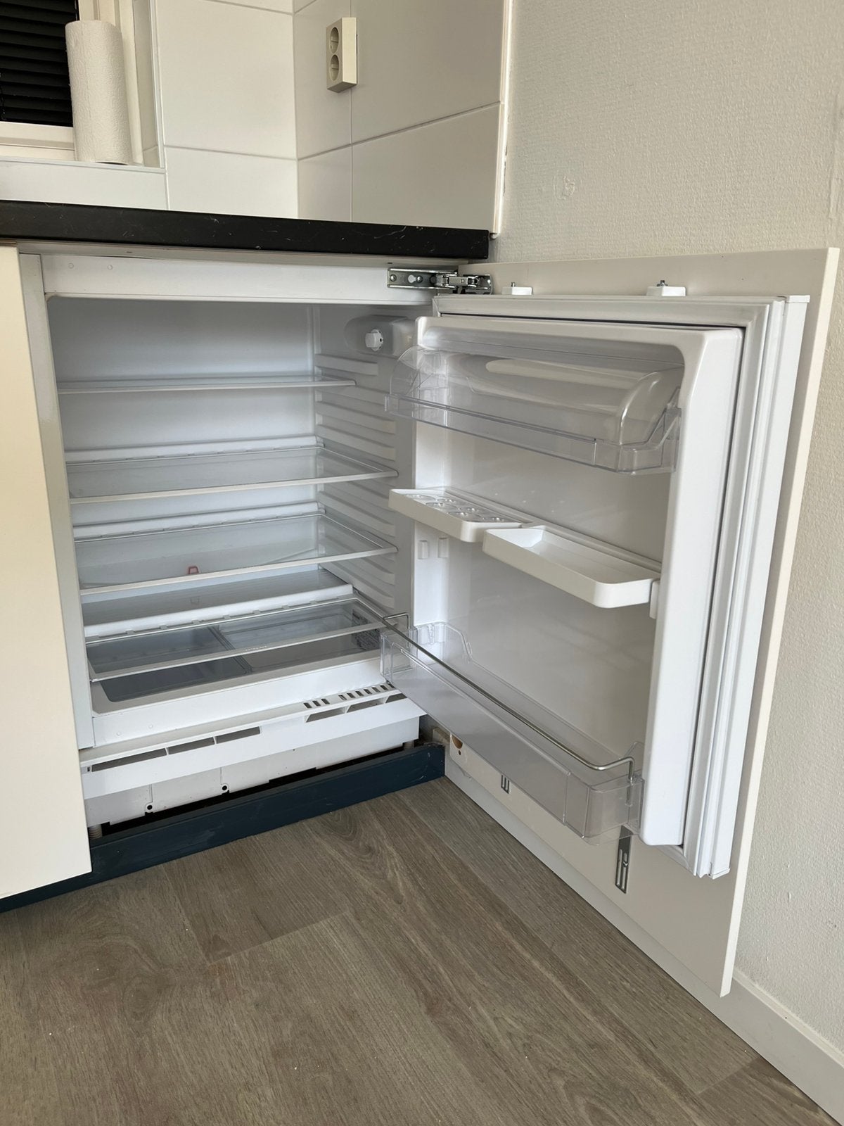 IKEA inbouwkoelkast, Witgoed en Apparatuur, Zonder vriesvak, 200 liter of meer, 60 cm of meer, Zo goed als nieuw