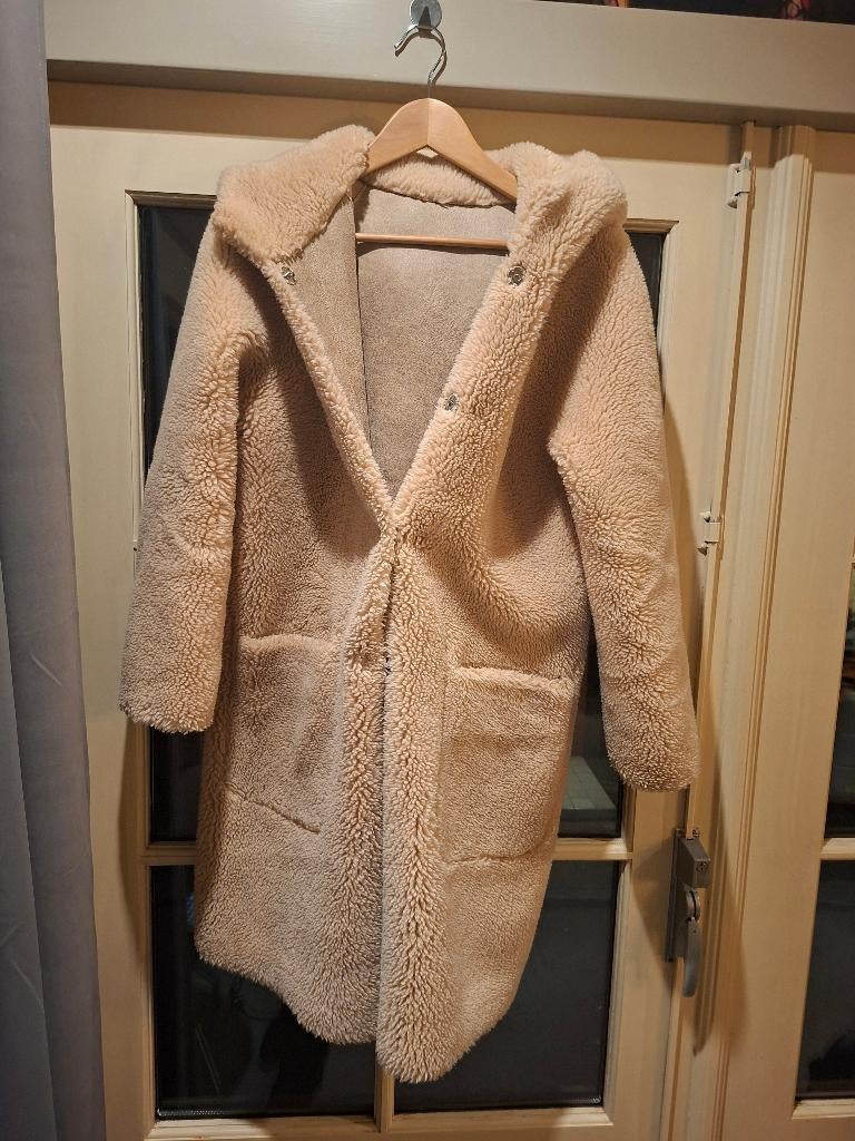 Super lekker warme Lammy coat - dames, Kleding | Dames, Jassen | Winter, Zo goed als nieuw, Maat 36 (S), Beige, Ophalen of Verzenden