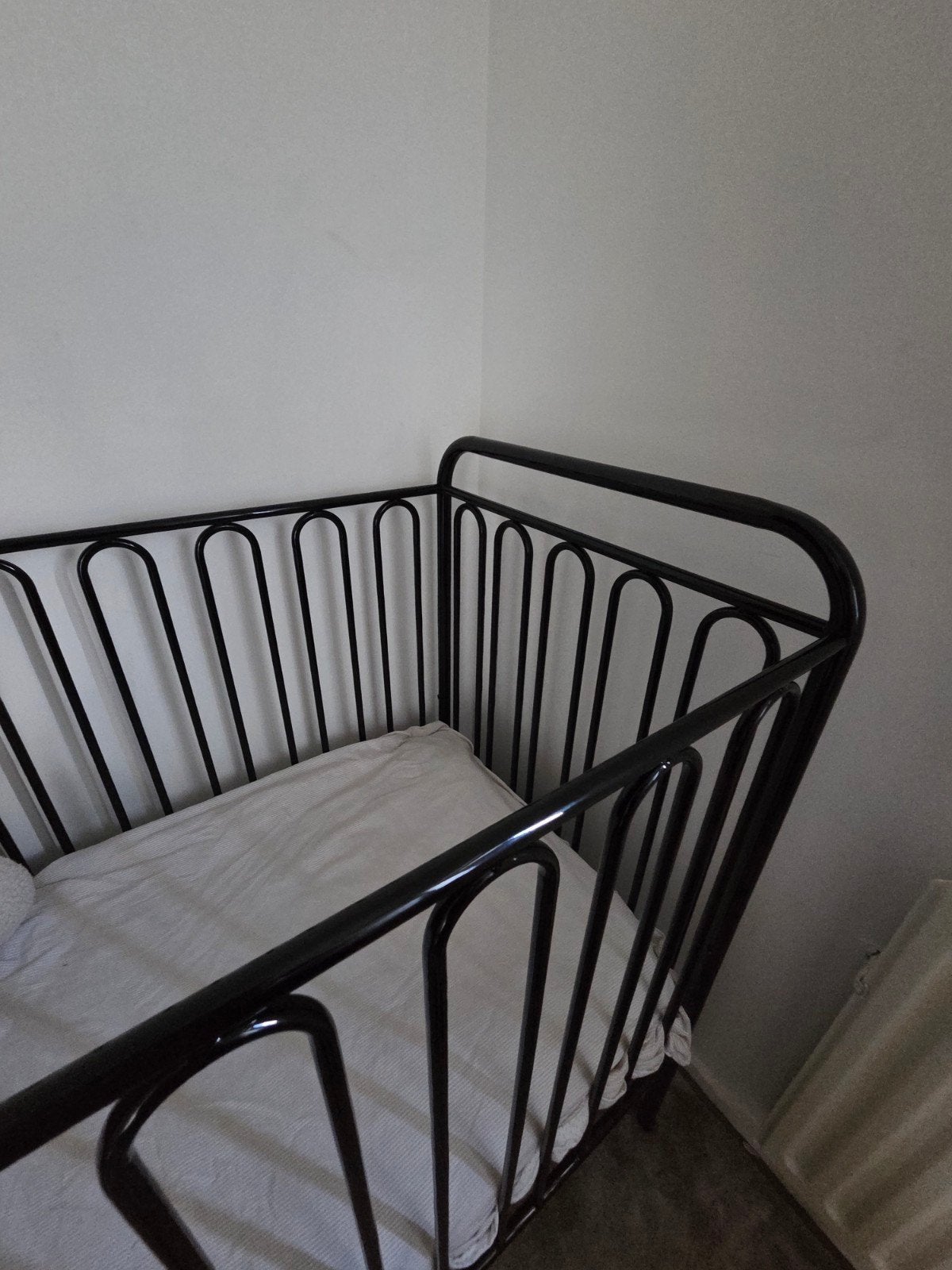 polini metalen ledikant incl matras 63x125x97, Ophalen, Zo goed als nieuw, Rechthoekig, In hoogte verstelbaar