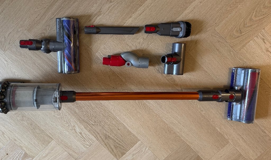 Dyson Cyclone V10 Absolute + acessoires, Ophalen, Inclusief accessoires, Zo goed als nieuw, Dyson