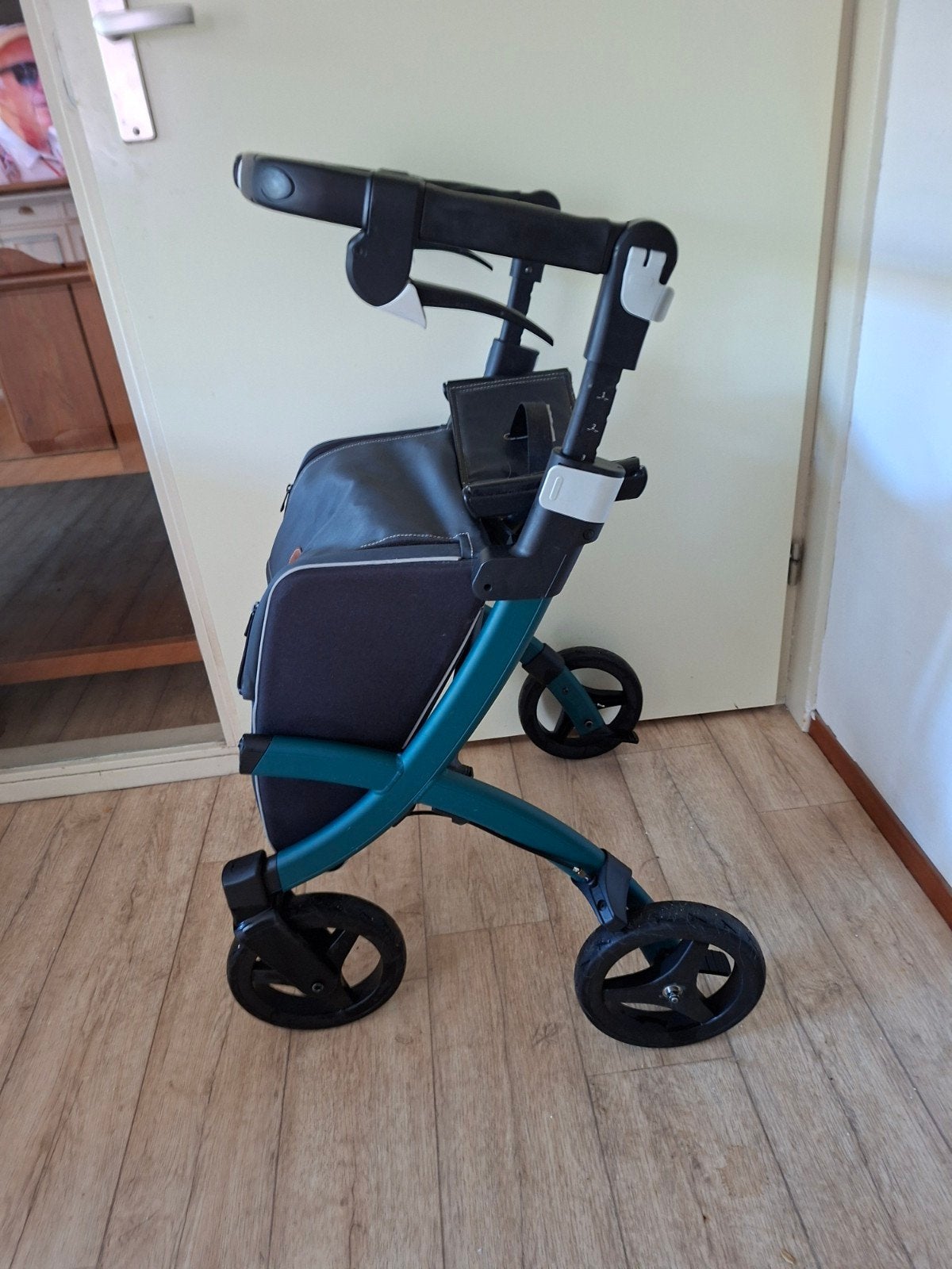 rollz flex lichtgewicht rollator nieuwstaat, Diversen, Ophalen, Lichtgewicht, Zo goed als nieuw