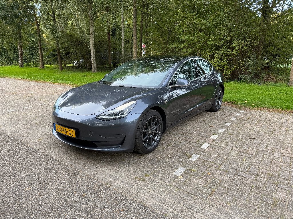 Foto 2 van Tesla Model 3 Long Range AWD 2019 | FSD afgekocht | Trekhaak