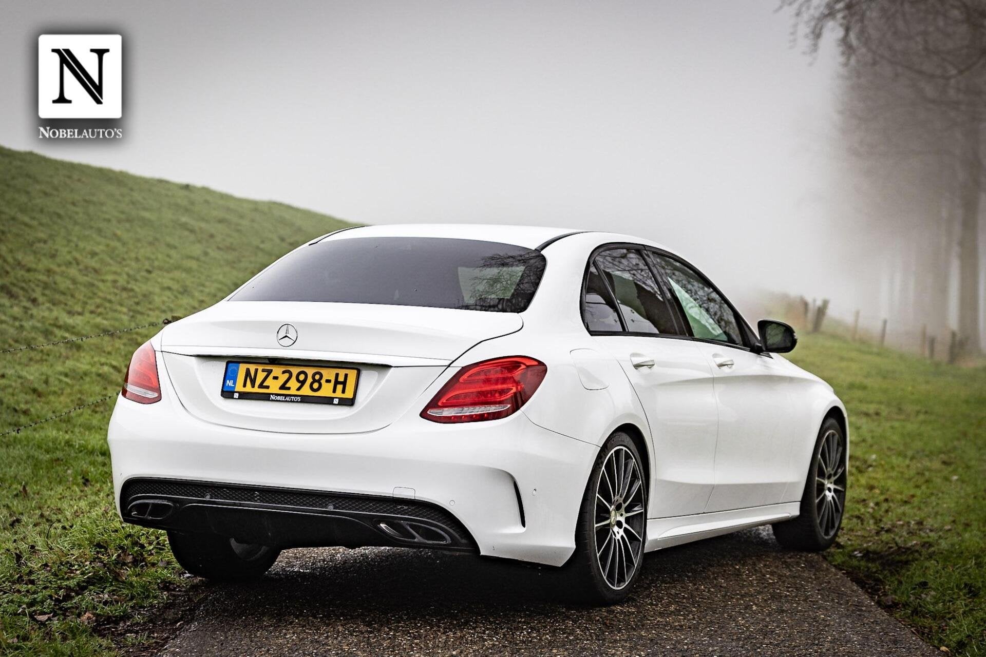 Mercedes C-klasse 250 | Automaat | Amg | Camera | PDC, Automaat, Euro 6, 4 cilinders, Met garantie (alle)