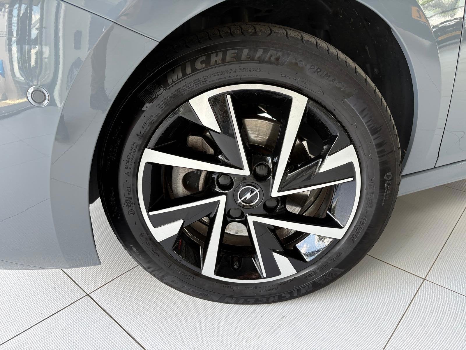 Opel CORSA 1.2 Turbo GS line | Camera | Cruise | Airco | LMV, Auto's, Voorwielaandrijving, Dealer onderhouden, 101 pk, Gebruikt