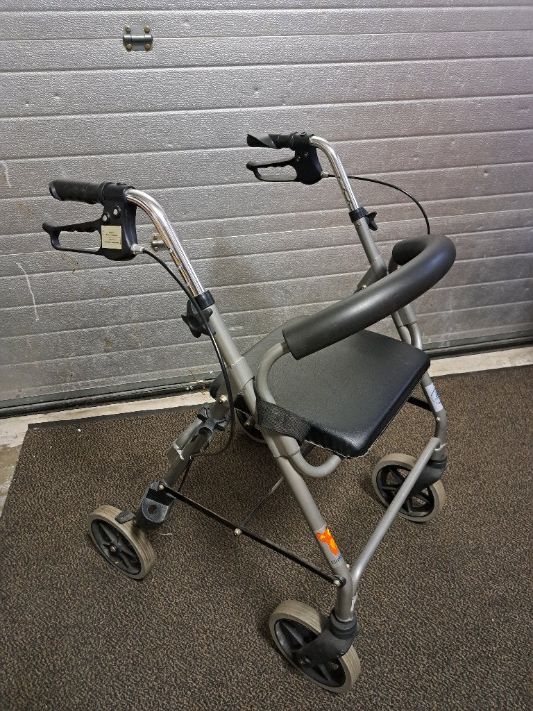 Stabiele rollator, Ophalen, Opvouwbaar, Gebruikt