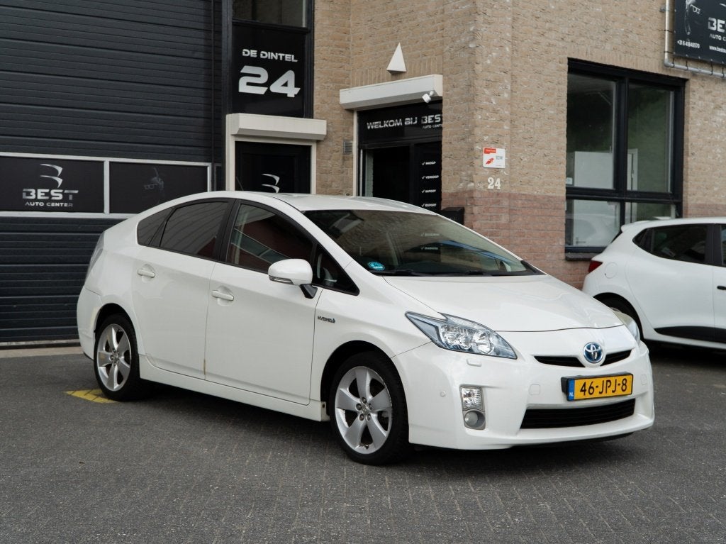 Toyota Prius 1.8 Dynamic (bj 2009, automaat), Auto's, Toyota, Automaat, Gebruikt, 4 cilinders, Wit