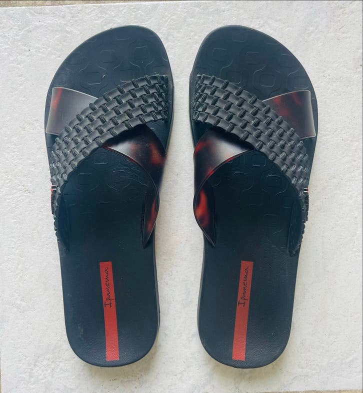 Ipanema slippers maat 38, Kleding | Dames, Ophalen of Verzenden, Gedragen, Zwart, Slippers